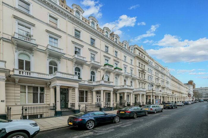 1 Bedroom Flat To Rent In Queen's Gate Terrace, London, SW7
