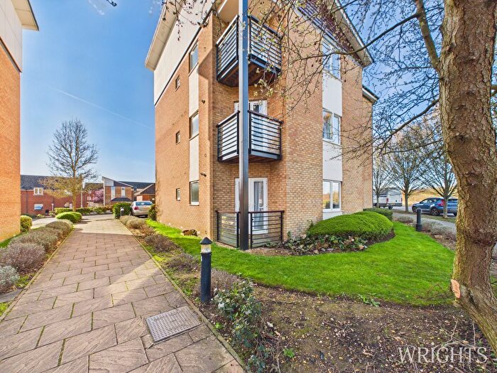 2 Bedroom Flat To Rent In Berwick Place, Welwyn Garden City, AL7