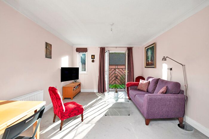 2 Bedroom Bungalow For Sale In The Courtyard, Worthing, West Sussex, BN14