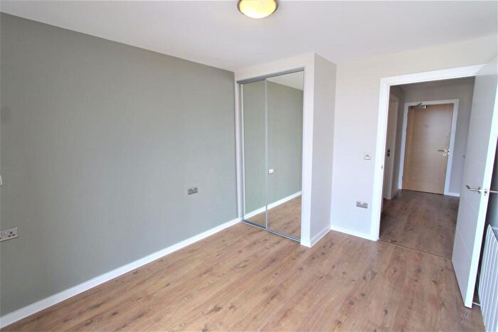 1 Bedroom Flat To Rent In Park Central, Jesse Hartley Way, Liverpool, L3