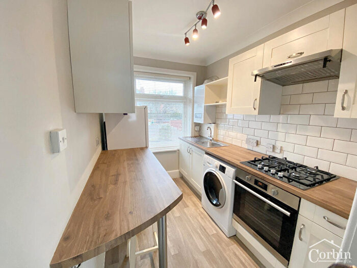 1 Bedroom Flat To Rent In Seafield Road, Southbourne, BH6