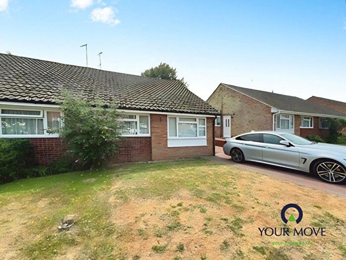 2 Bedroom Bungalow To Rent In Tritton Fields, Kennington, Ashford, Kent, TN24