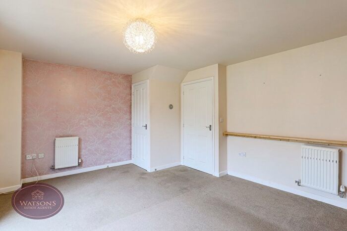 3 Bedroom Semi-Detached House For Sale In Tyrian Street, Giltbrook, Nottingham, NG16