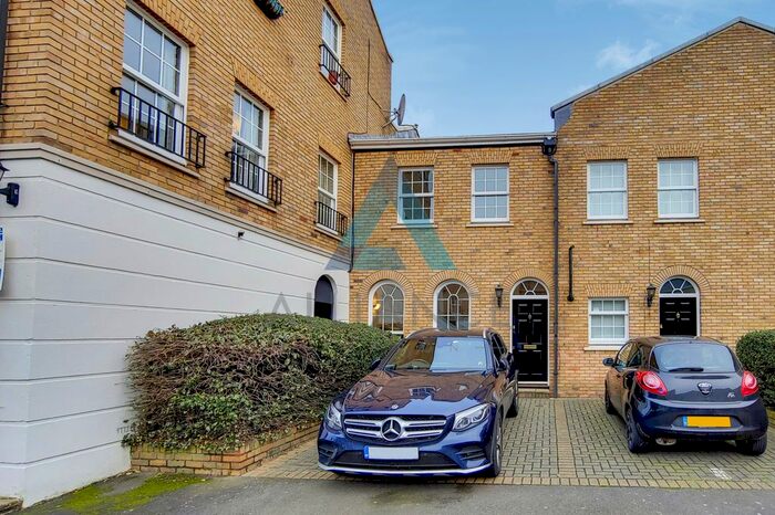 3 Bedroom Terraced House To Rent In Helena Square, London, SE16