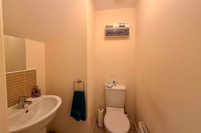 4 Bedroom Detached House For Sale In Moulton Road, Hamilton, LE5