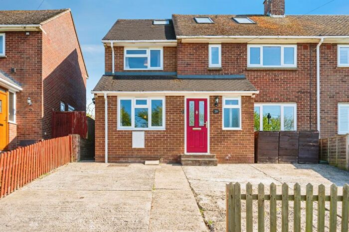 4 Bedroom Semi Detached House For Sale In Tring Road, Wendover, Aylesbury, HP22