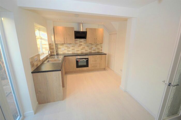 3 Bedroom Semi-Detached House To Rent In Cranmore Road, Wolverhampton, West Midlands, WV3