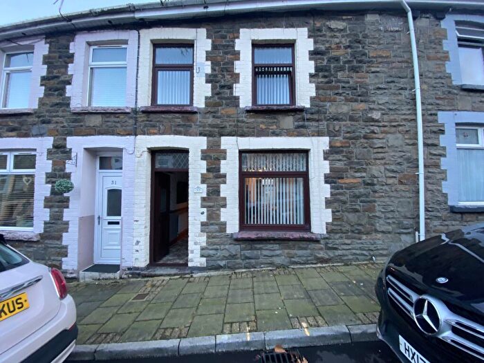 4 Bedroom House To Rent In Elm Street, Ferndale, CF43