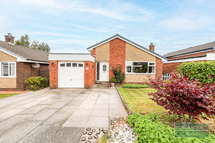 3 Bedroom Detached Bungalow For Sale In Bleasdale Close, Leyland, PR25
