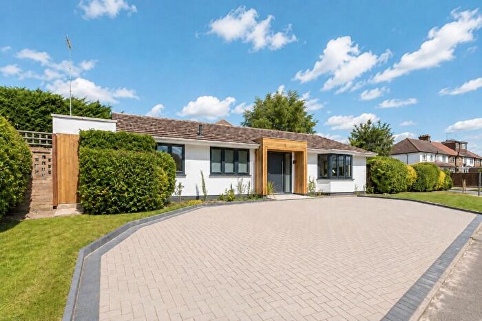 3 Bedroom Detached Bungalow To Rent In Cobham, Surrey, KT11