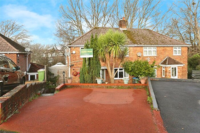 3 Bedroom Semi-detached House For Sale In Julian Road, Southampton, Hampshire, SO19