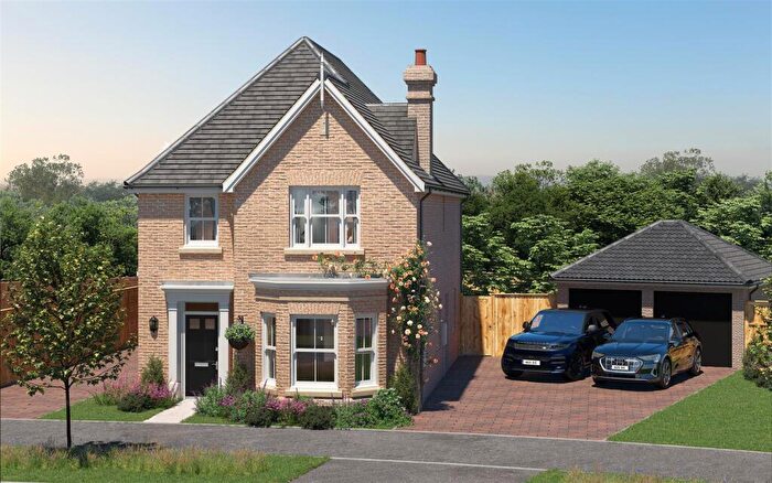 4 Bedroom Detached House For Sale In Lawford Green, Manningtree, CO11