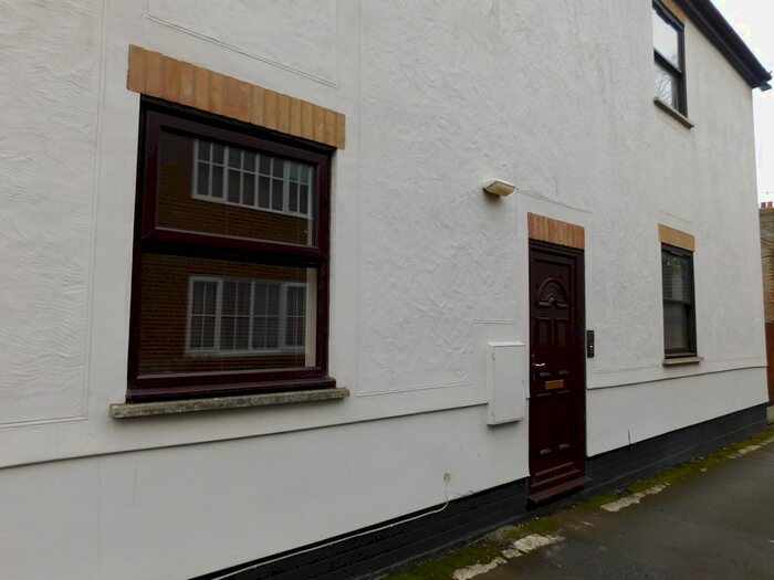 1 Bedroom Flat To Rent In Mill Road, Maldon, CM9