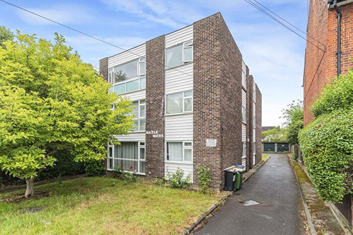 2 Bedroom Flat For Sale In Hadlow Road, Sidcup, DA14