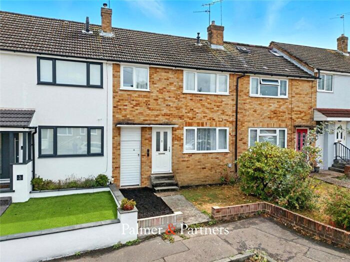 3 Bedroom Terraced House For Sale In Lilac Close, Moulsham Lodge, Chelmsford, Essex, CM2