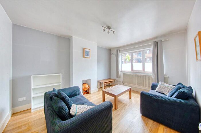 3 Bedroom Apartment To Rent In Honeywell Road, SW11