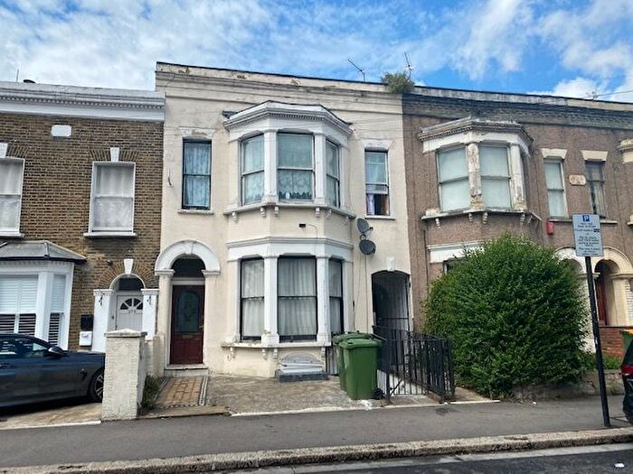 1 Bedroom Flat To Rent In Sebert Road, Forest Gate London, E7