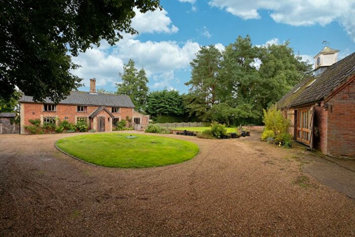 4 Bedroom Cottage For Sale In Linstead, Halesworth, IP19