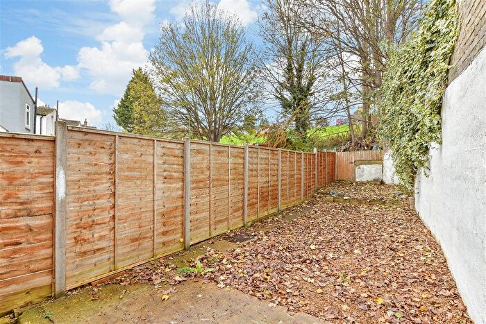 3 Bedroom End Terrace House For Sale In Hartington Street, Chatham, Kent, ME4