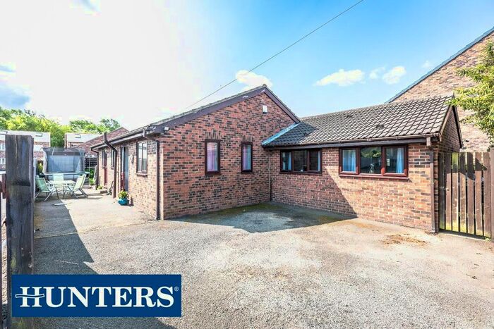 3 Bedroom Detached Bungalow For Sale In Weeland Road, Knottingley, WF11