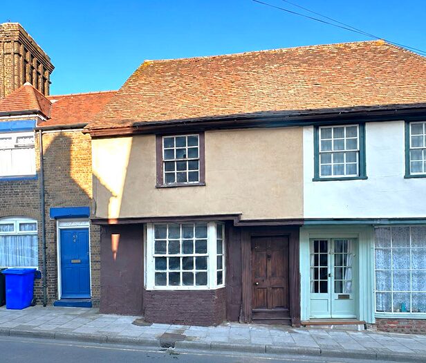 3 Bedroom Terraced House For Sale In High Street, Milton Regis, Sittingbourne, ME10