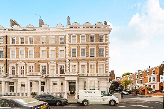 2 Bedroom Flat For Sale In Onslow Gardens, South Kensington, SW7