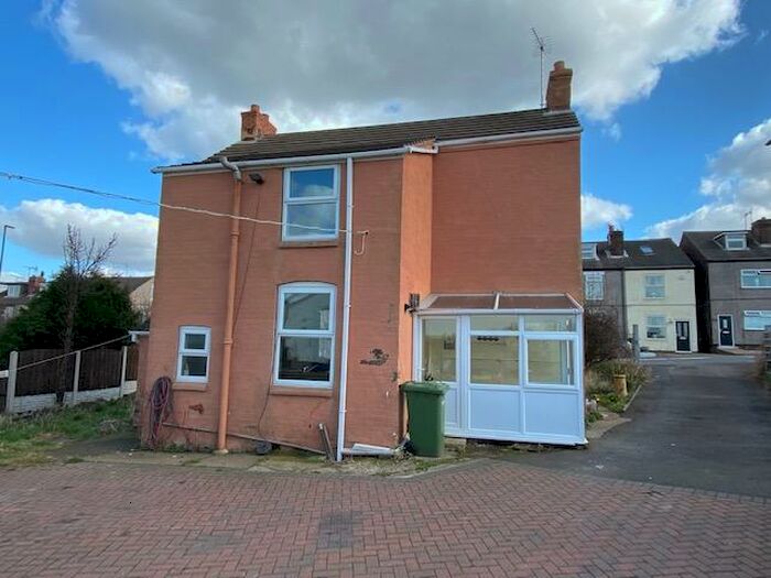 3 Bedroom Detached House For Sale In Clowne Road, Stanfree