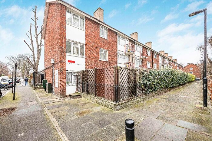 3 Bedroom Flat For Sale In Point Terrace, Claremont Road, London, E7