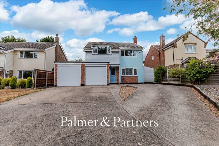 4 Bedroom Detached House For Sale In Pine View Close, Stowmarket, Suffolk, IP14