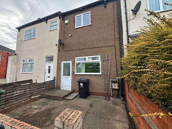 3 Bedroom Terraced House For Sale In Heneage Road, Grimsby, South Humberside, DN32