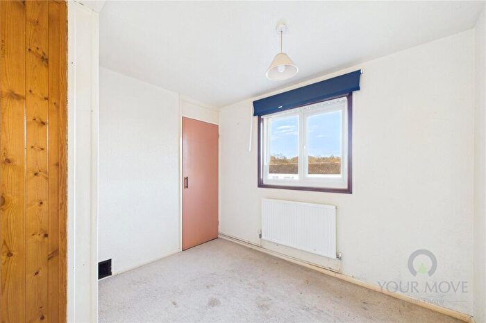 3 Bedroom Terraced House For Sale In Rillwood Court, Lumbertubs, Northamptonshire, NN3