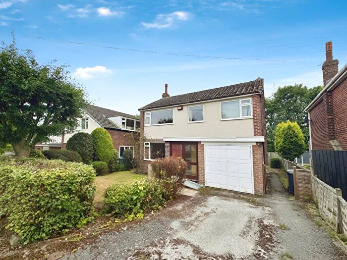 3 Bedroom Detached House For Sale In Milford Grove, Gomersal, BD19