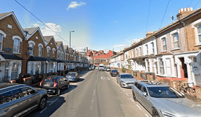 3 Bedroom Terraced House To Rent In Hornsey Park Road, Wood Green, N8