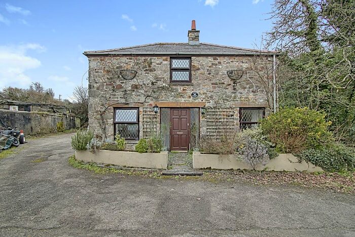 2 Bedroom Cottage For Sale In Perranwell Station, Truro, Cornwall, TR3