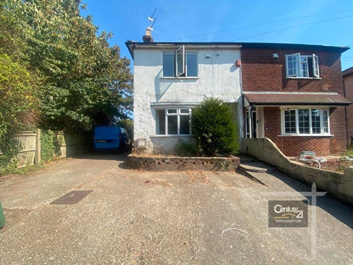 2 Bedroom Flat To Rent In |Ref: |, Millbrook Road East, Southampton, SO15