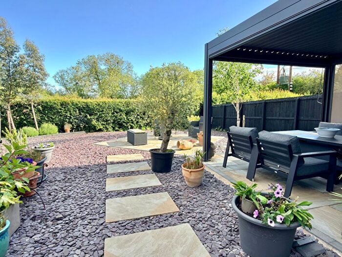 3 Bedroom Detached House For Sale In Queens Head Close, Aston Cross, Tewkesbury, GL20