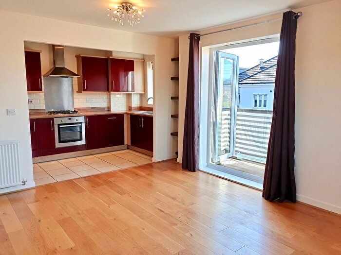 2 Bedroom Flat For Sale In Cow Lane, Watford, Hertfordshire, WD25