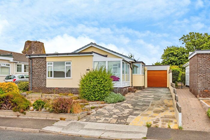 2 Bedroom Detached Bungalow For Sale In Dolphin Court Road, Paignton, TQ3