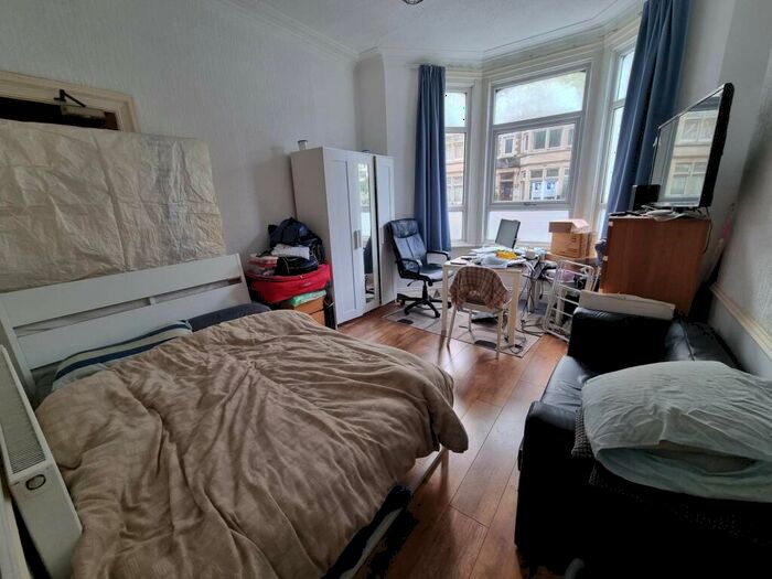 Studio To Rent In Marlborough Road, , Penylan, CF23