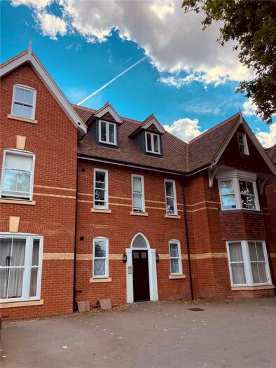1 Bedroom Flat To Rent In London Road, Canterbury, Kent, CT2