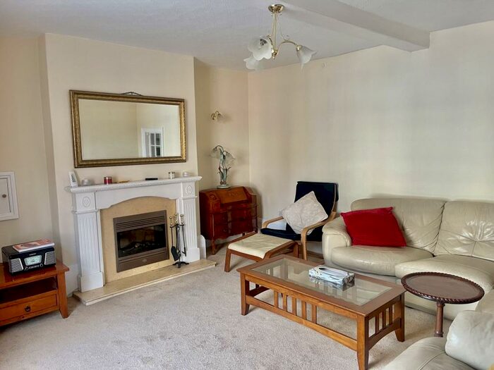 3 Bedroom House To Rent In High Street, Wainfleet, Skegness, PE24