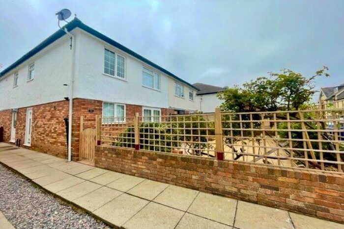 2 Bedroom Property To Rent In Lloyd Street West, Llandudno, LL30