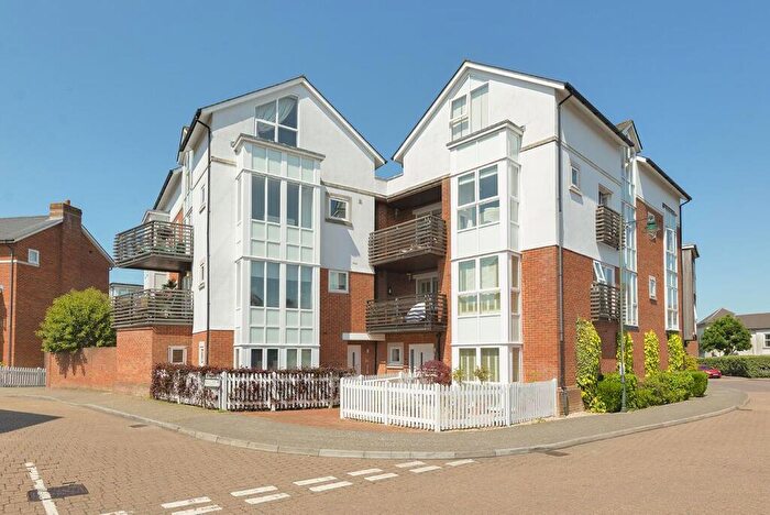 3 Bedroom Apartment For Sale In Queen Street, Kings Hill, ME19