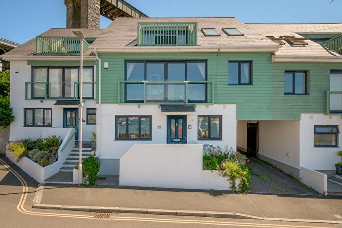 4 Bedroom Terraced House For Sale In Wolseley Road, Saltash Passage, Plymouth, PL5
