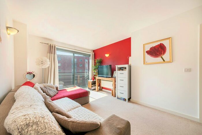 1 Bedroom Flat To Rent In Washington Building, Deals Gateway, Deptford, London, SE13