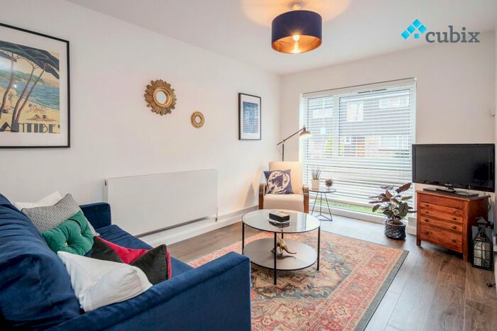 1 Bedroom Flat To Rent In Gaskarth Road, London, SW12