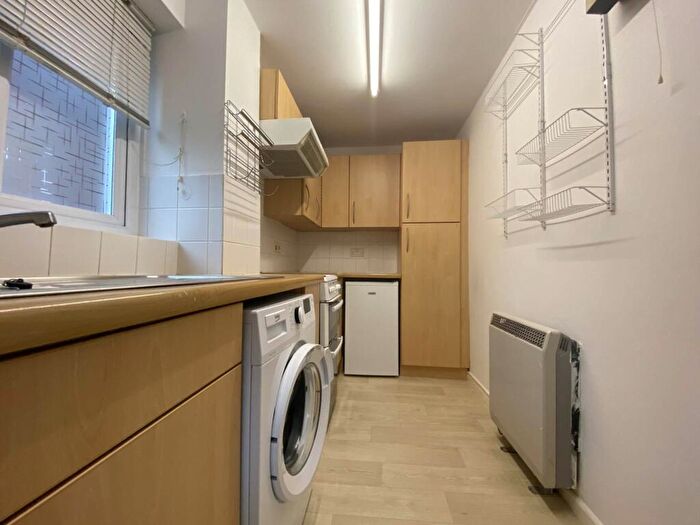 2 Bedroom Cluster House To Rent In Waterside, Edlesborough, LU6