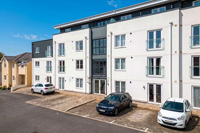 2 Bedroom Flat To Rent In Gracewood Court, Petitor Road, St Marychurch, Torquay, TQ1