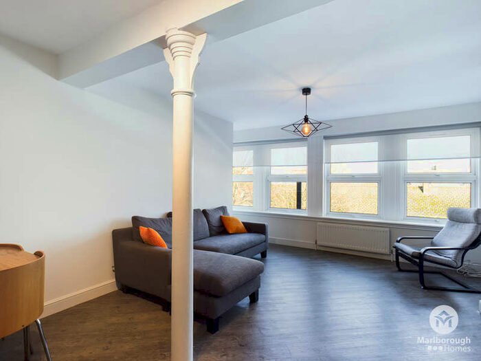 2 Bedroom Flat To Rent In E2