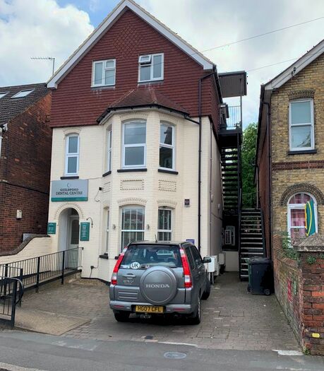2 Bedroom Flat To Rent In Farnham Road, Guildford, GU2